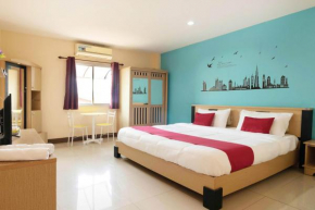 Hotels in Bang Srakao